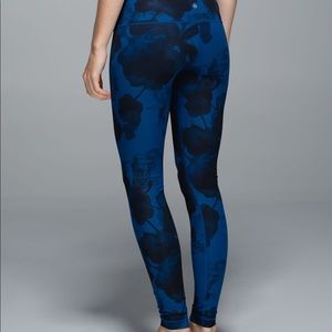 full length Lululemon workout leggings